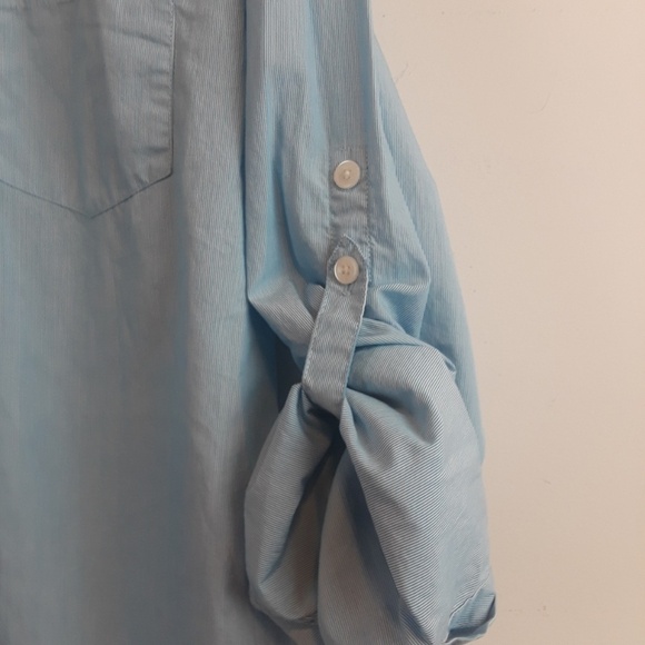 Calvin Klein men's blue striped button down shirt - Picture 7 of 7